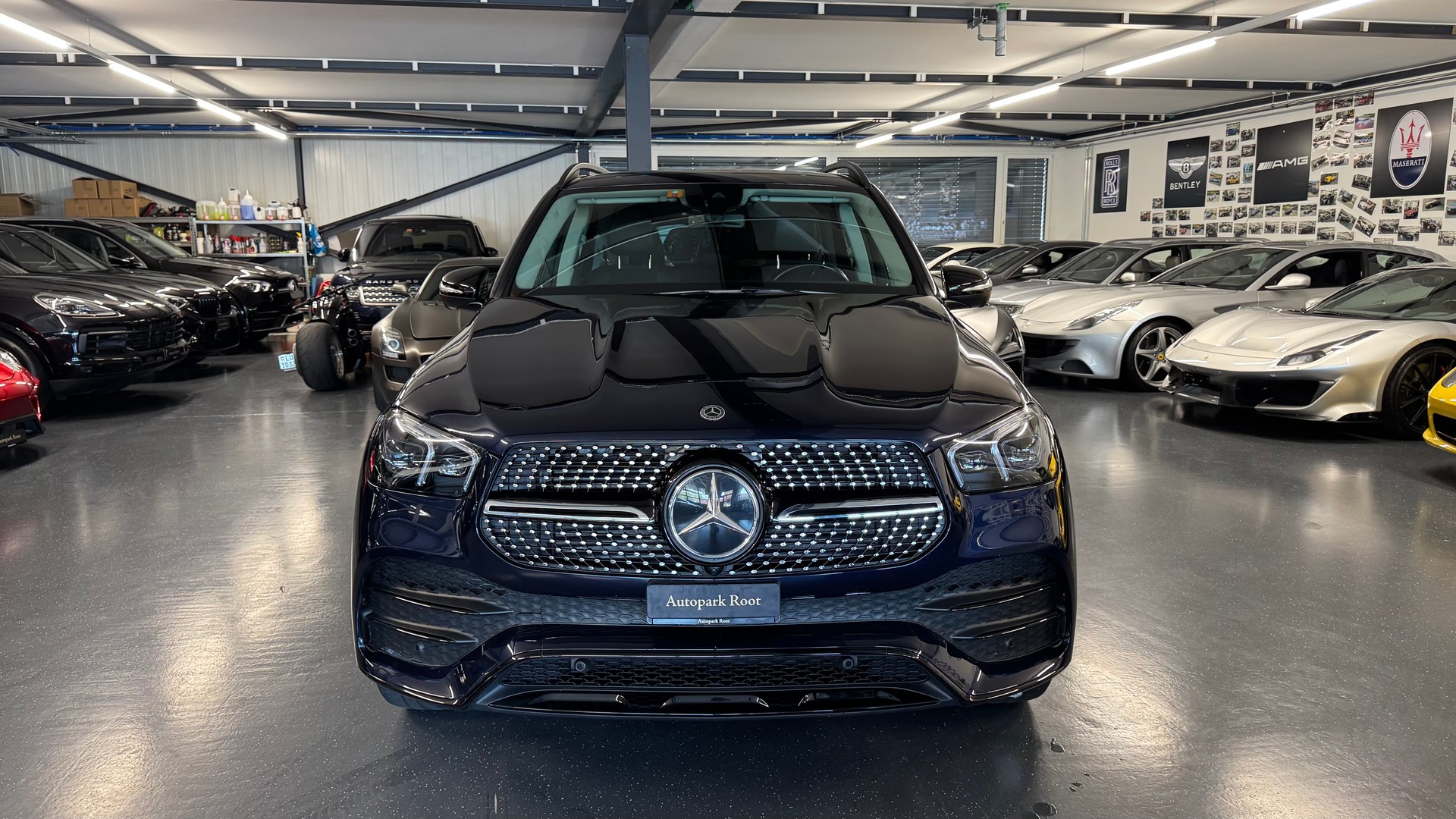 MERCEDES-BENZ GLE 350 de 4Matic AMG Line 9G-Tronic-image-12