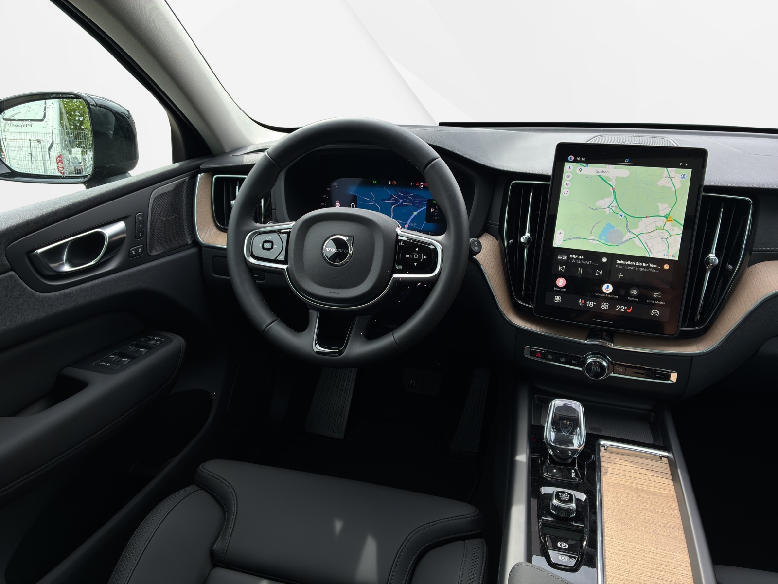 VOLVO XC60 2.0 T6 TE Ultra Dark eAWD-image-10
