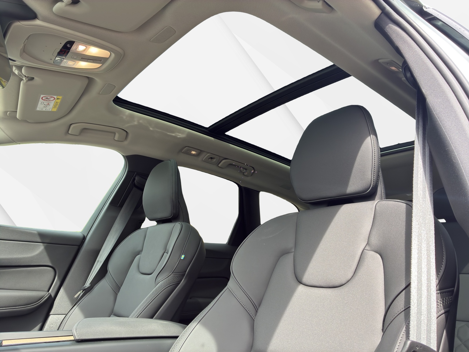 VOLVO XC60 2.0 T6 TE Ultra Dark eAWD-image-18