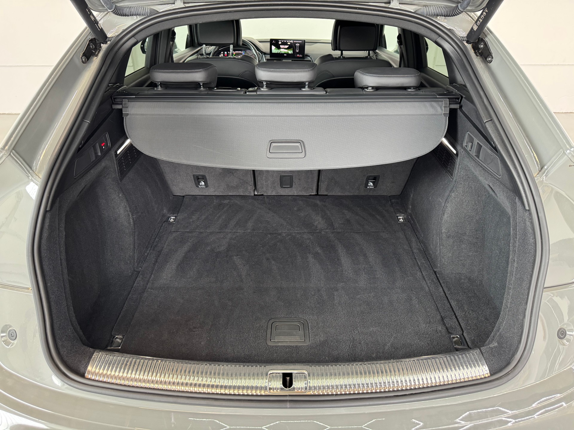 AUDI Q5 Sportback 45 TFSI S line quattro S-tronic-image-28