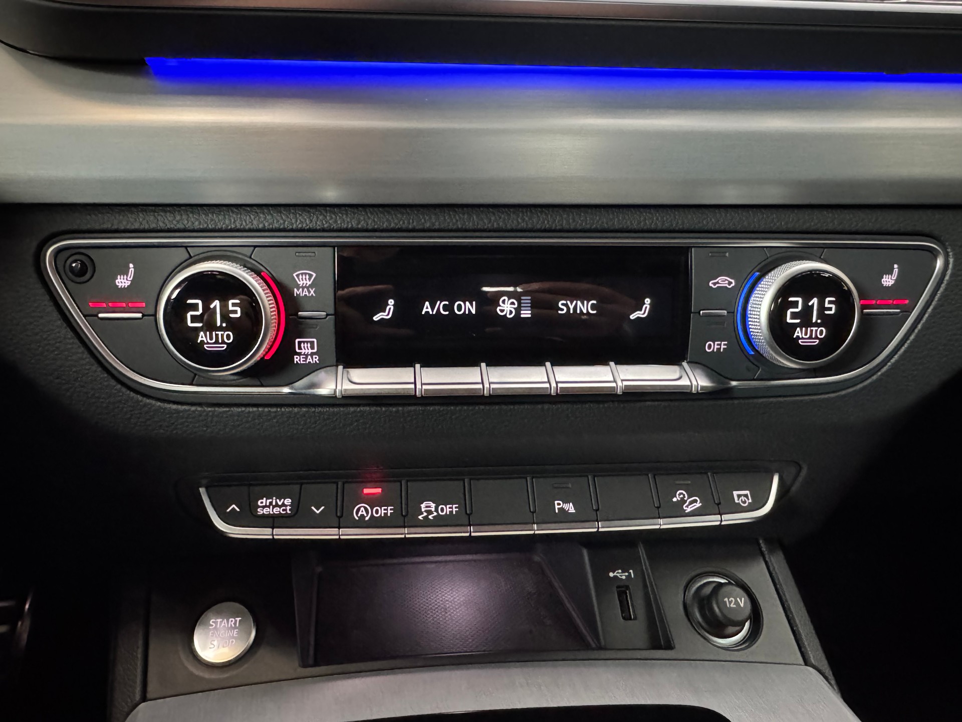 AUDI Q5 Sportback 45 TFSI S line quattro S-tronic-image-21