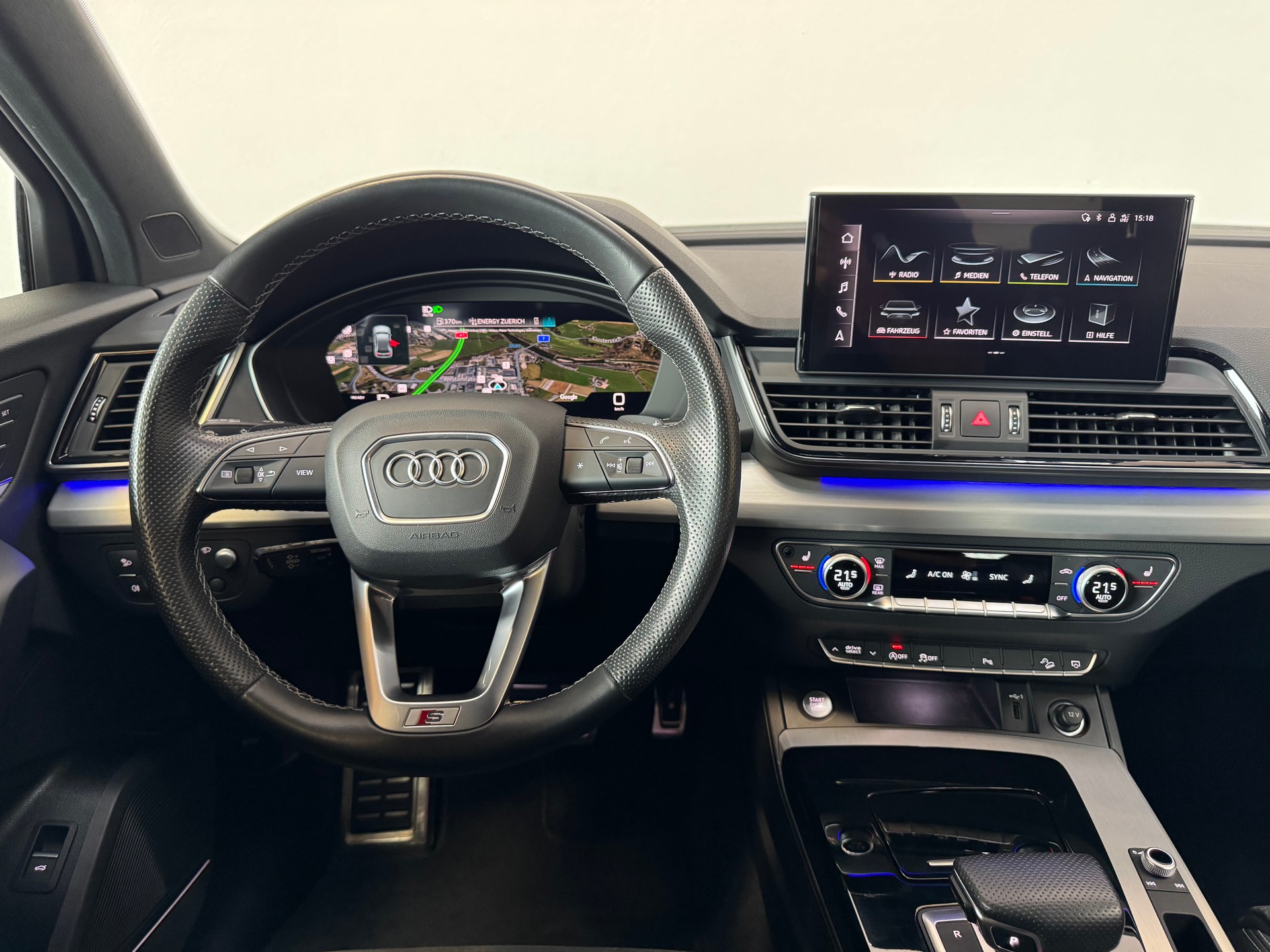 AUDI Q5 Sportback 45 TFSI S line quattro S-tronic-image-16
