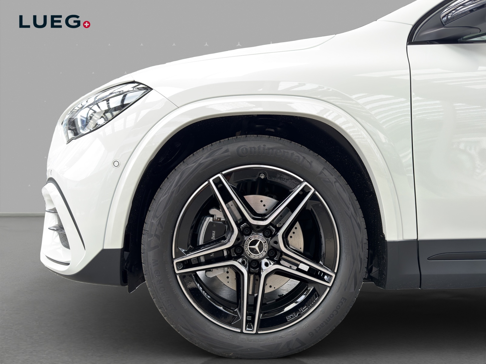 MERCEDES-BENZ GLA 200 Night Star 7G-DCT-image-6