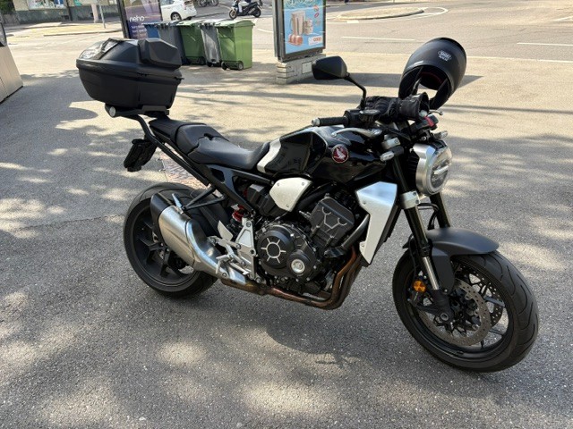 HONDA CB 1000 R ABS-image-0