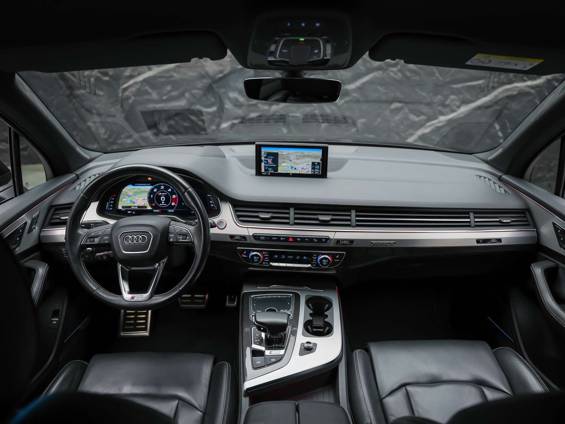 AUDI SQ7 4.0 TDI quattro tiptronic *7 Sitze*22" Felgen*Head-Up*Nachtsicht*-image-20