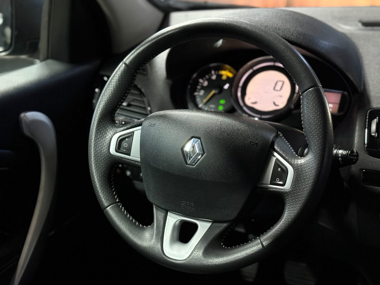 RENAULT Mégane 1.9 dCi Dynamique-image-15