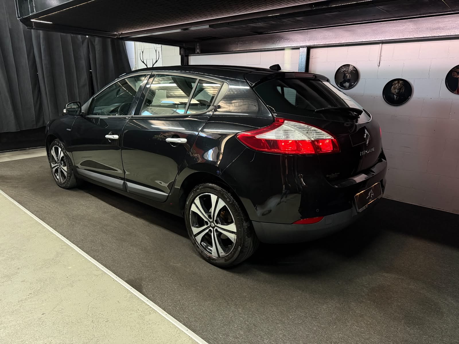 RENAULT Mégane 1.9 dCi Dynamique-showroom-element-1
