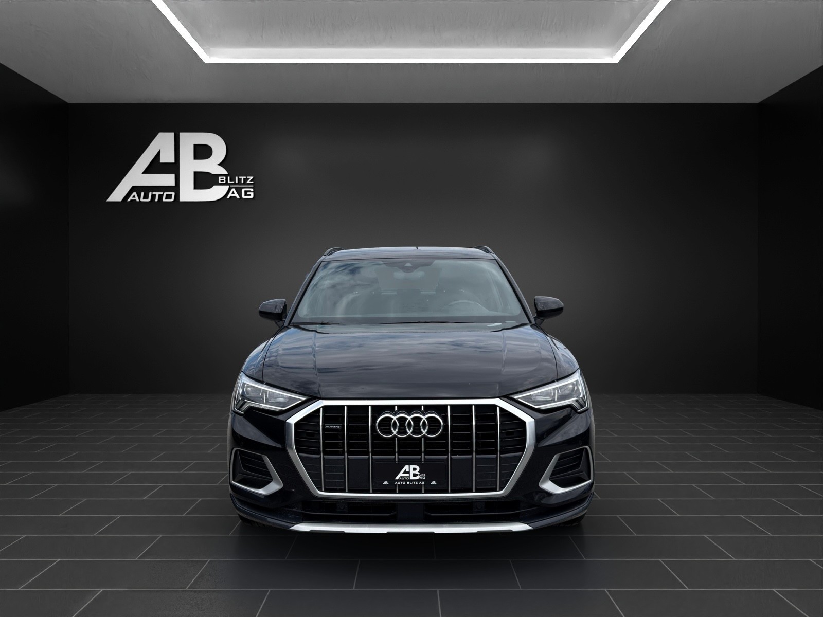 AUDI Q3 40 TDI advanced quattro S-tronic mit 190 PS