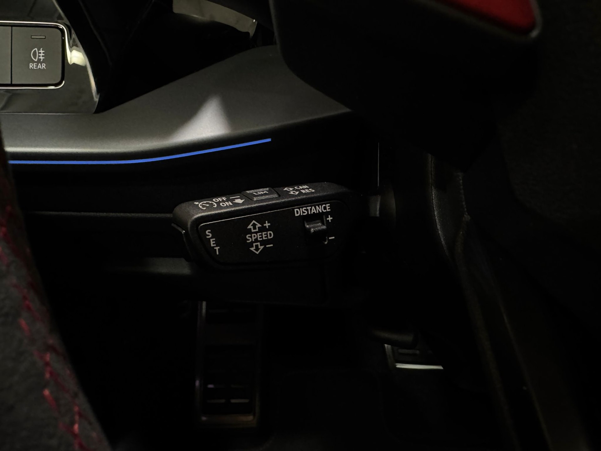 AUDI RS3 Sportback 2.5 TSI quattro S-tronic *Daytonagrau*-image-13
