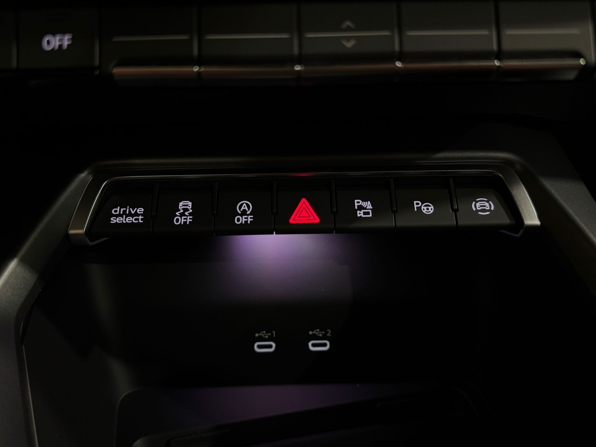 AUDI RS3 Sportback 2.5 TSI quattro S-tronic *Daytonagrau*-image-18