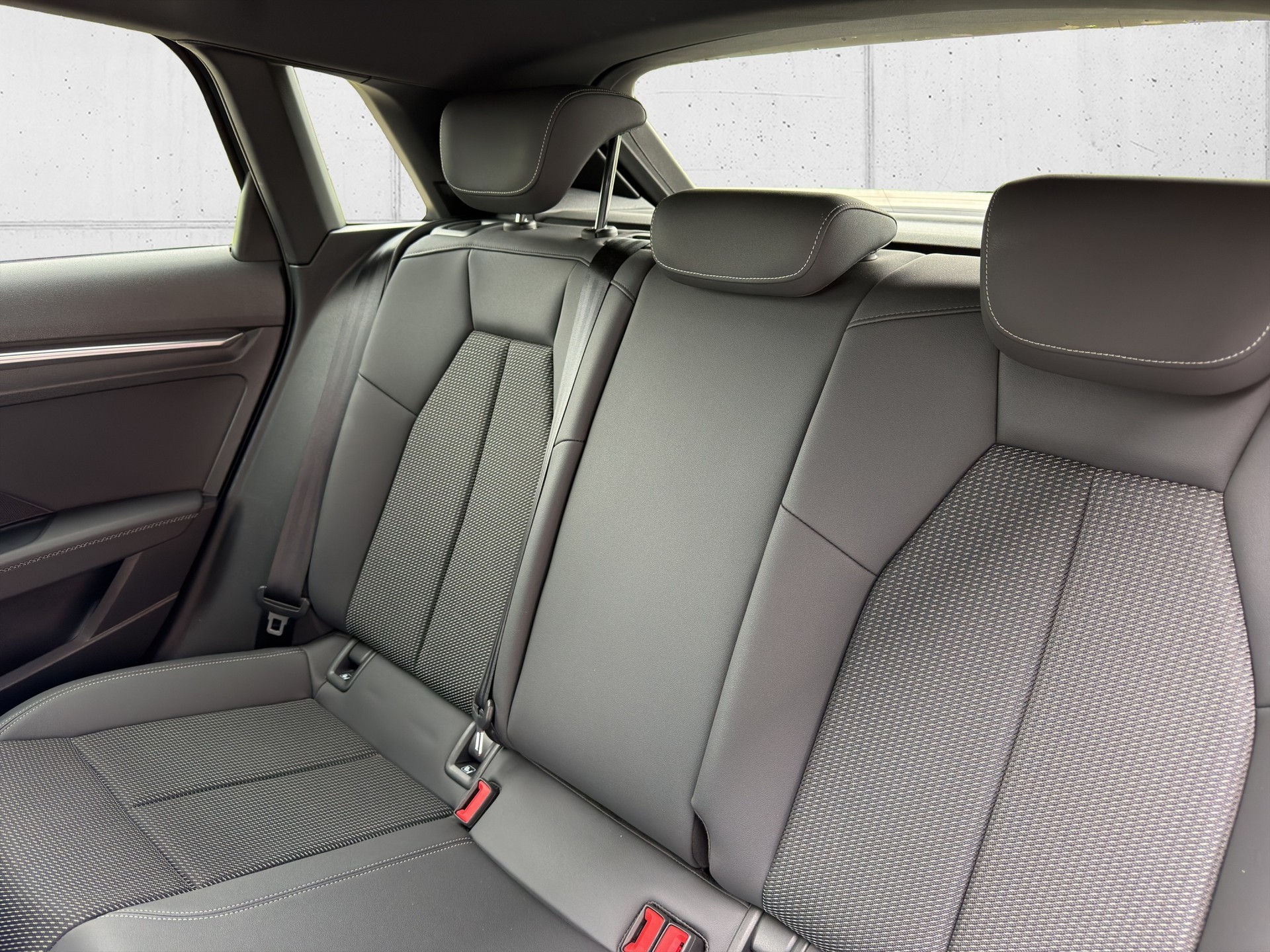 AUDI A3 Sportback 40 TFSI e S-tronic-image-26