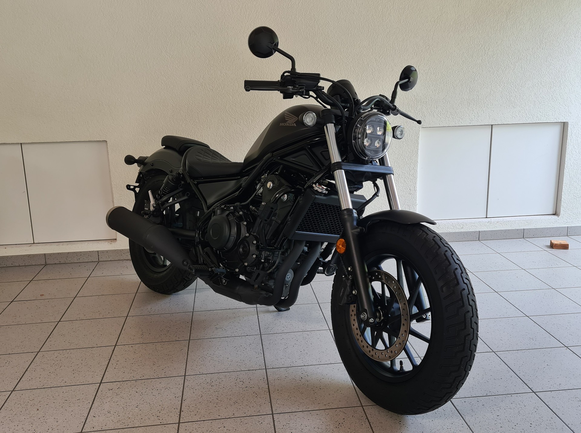 HONDA CMX500 Rebel-image-1