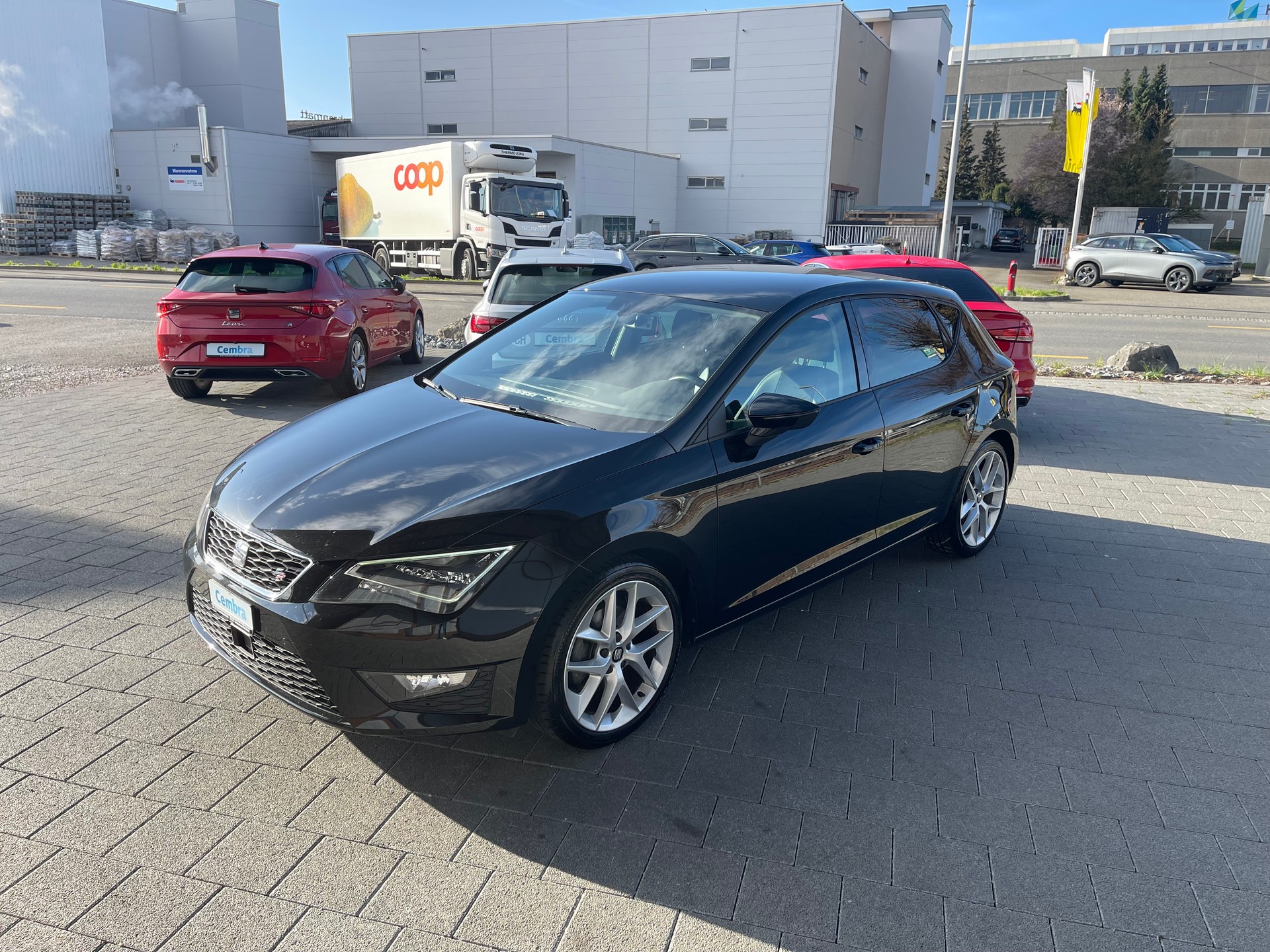 SEAT Leon 1.4 TSI Swiss FR-image-1