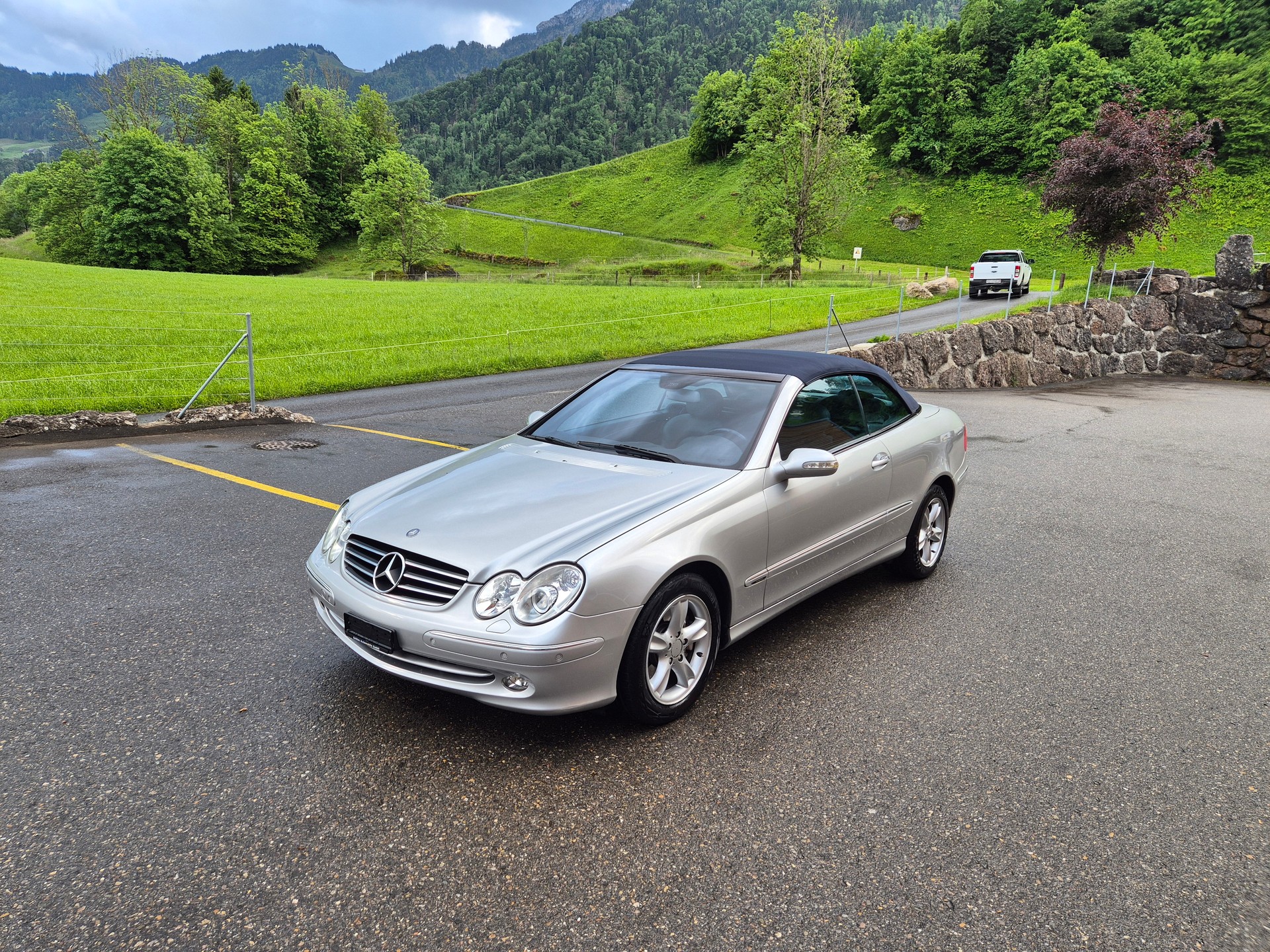 MERCEDES-BENZ CLK 320 Avantgarde Automatic-image-4