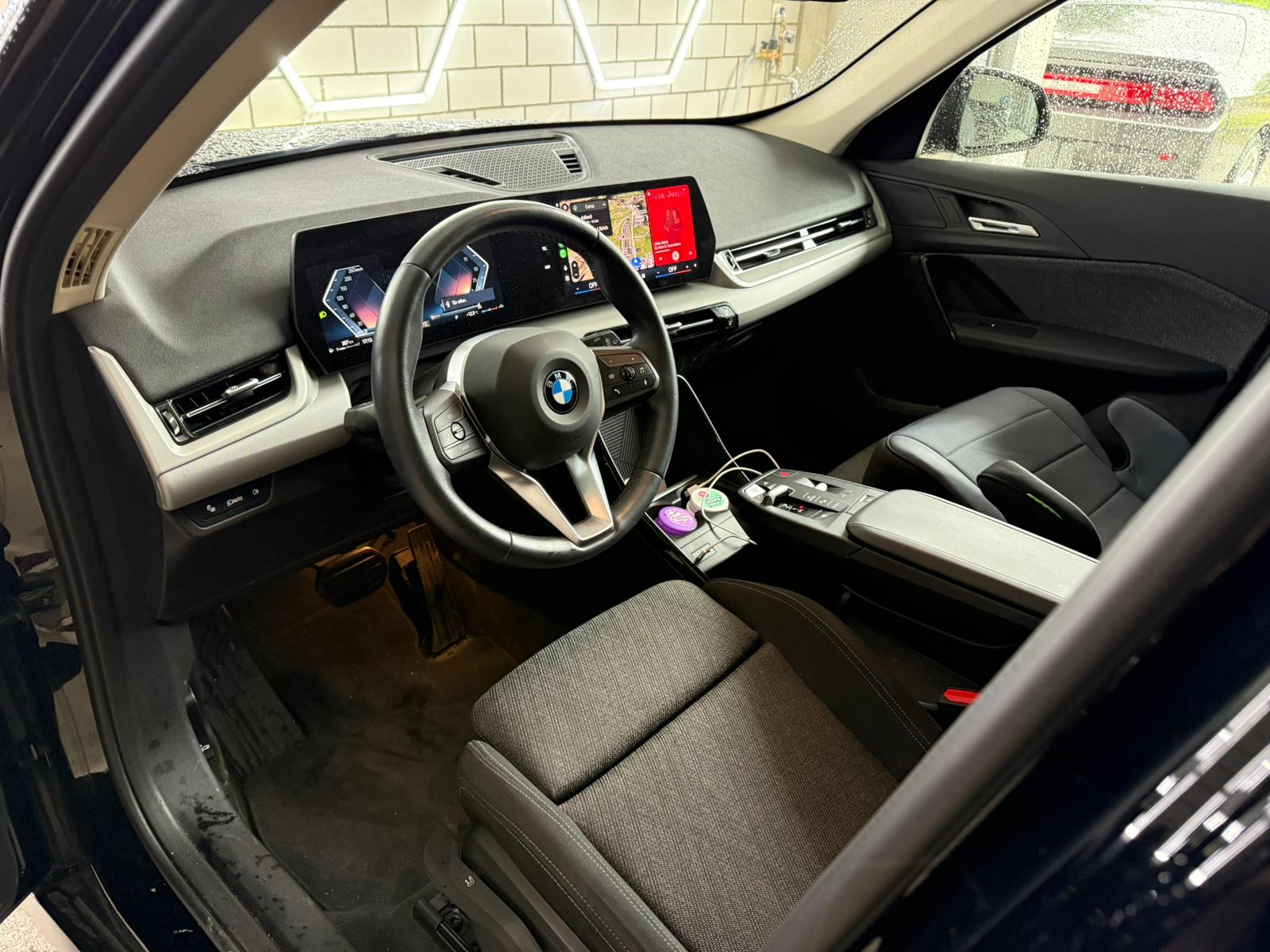 BMW X1 xDrive 20d 48V-image-6