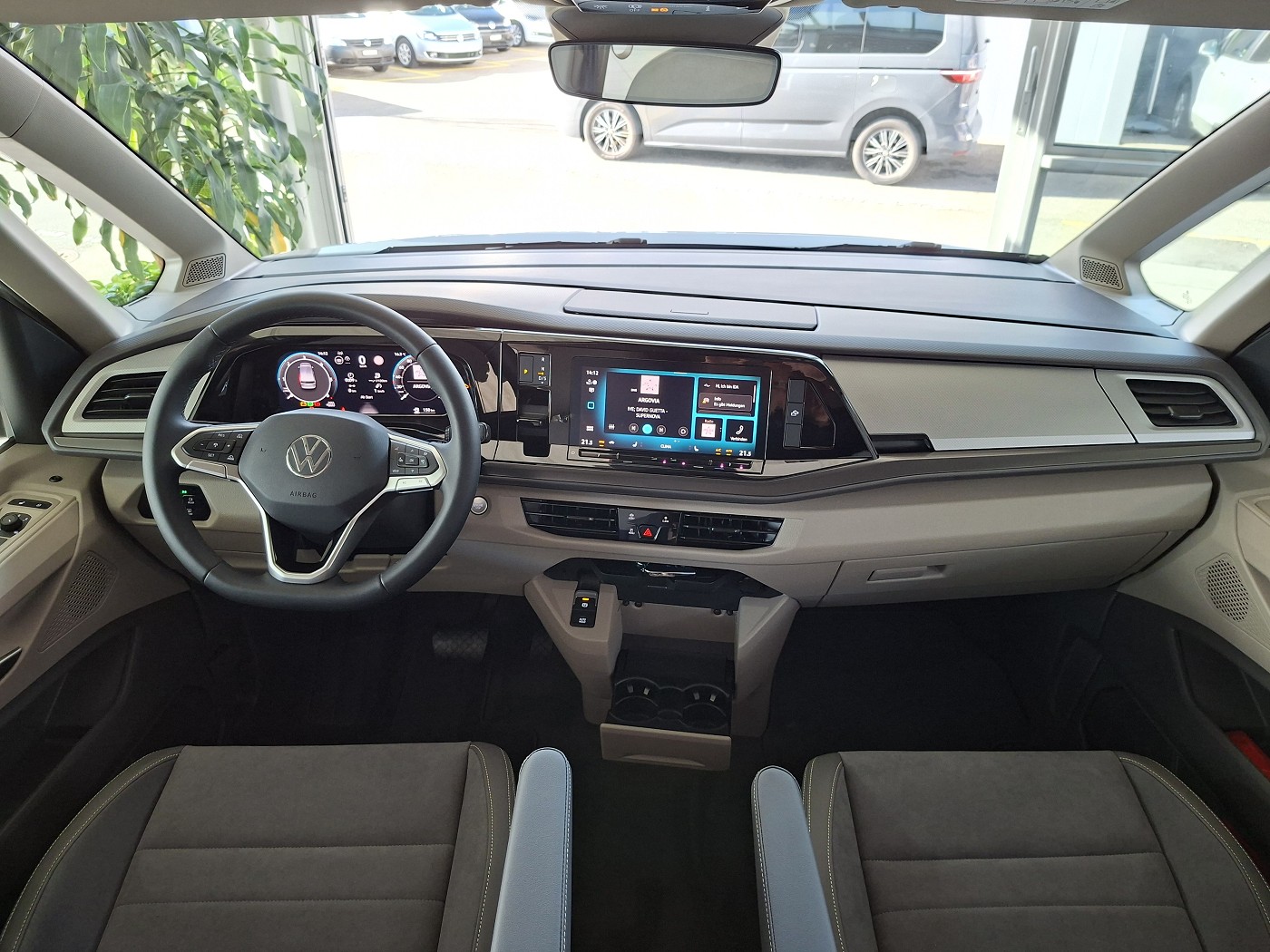 VW California 2.0 TDI Beach Tour Liberty-image-11