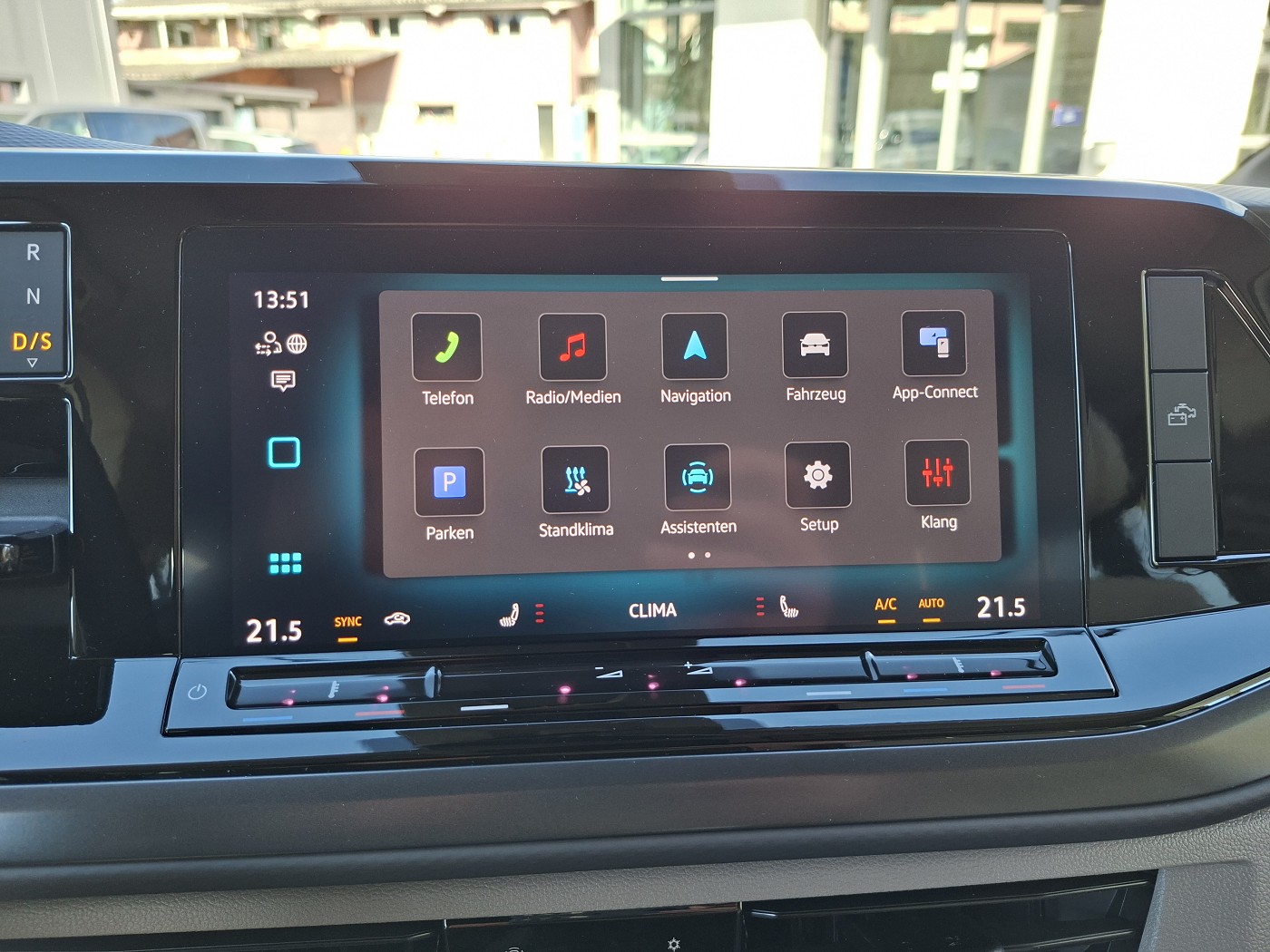VW California 2.0 TDI Beach Tour Liberty-image-15