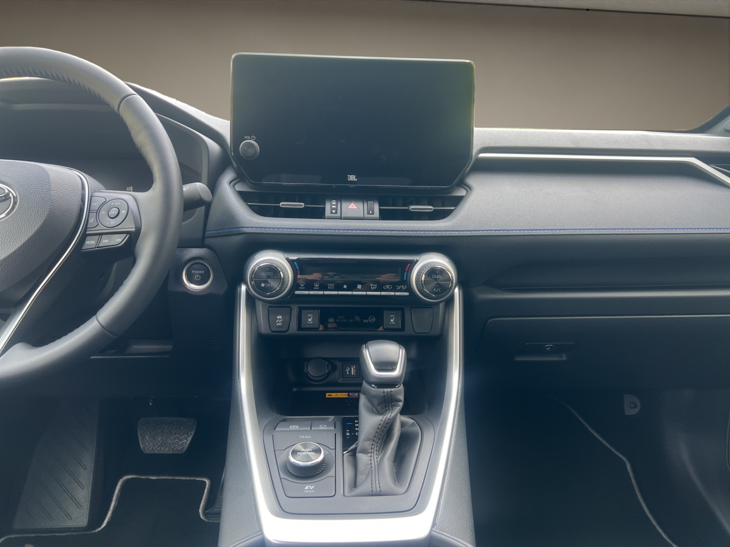 TOYOTA RAV4 2.5 HEV Style-image-13