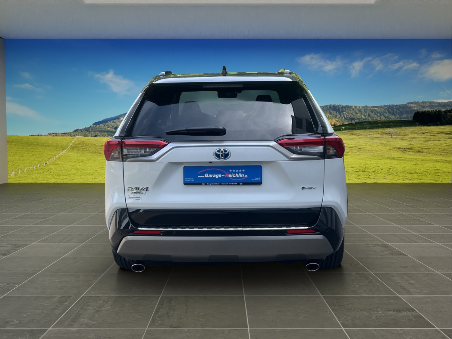 TOYOTA RAV4 2.5 HEV Style-showroom-element-3
