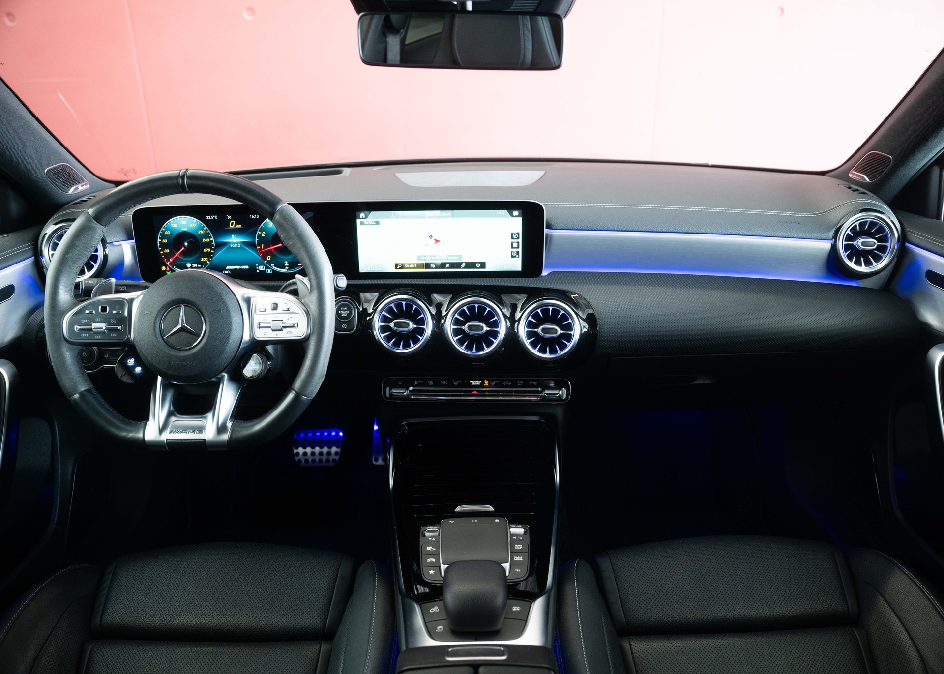 MERCEDES-BENZ A 45 S AMG (Swiss car, sublime condition, Performance seats, Premium Plus Package)-image-16
