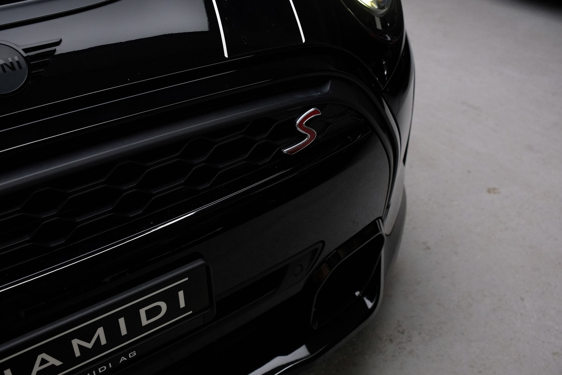 MINI Cooper S Steptronic DKG-showroom-element-3