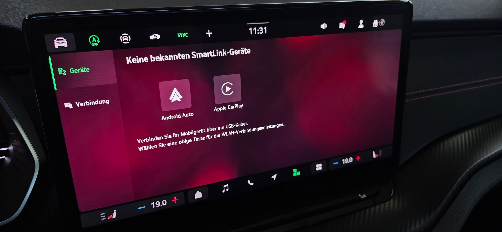 SKODA Octavia Combi 2.0 TSI DSG RS *Anhängerkupplung*Panoramadach*Spurhalte-AbstandAssisten*CarPlay/AndroidAuto*Rückfahrkamera*-image-23