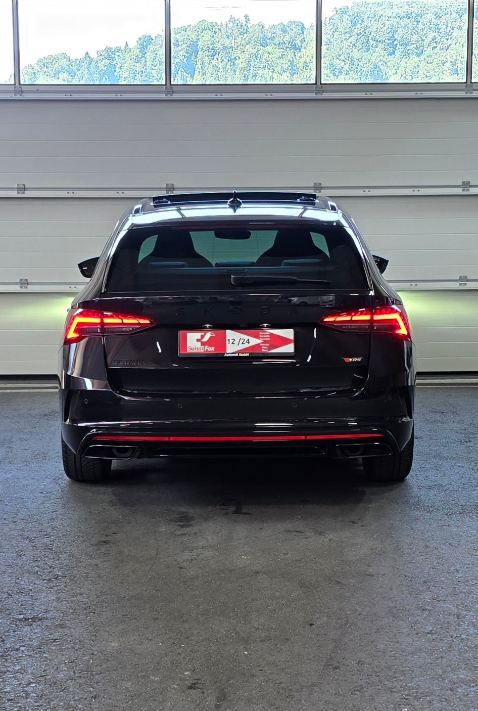 SKODA Octavia Combi 2.0 TSI DSG RS *Anhängerkupplung*Panoramadach*Spurhalte-AbstandAssisten*CarPlay/AndroidAuto*Rückfahrkamera*-showroom-element-3
