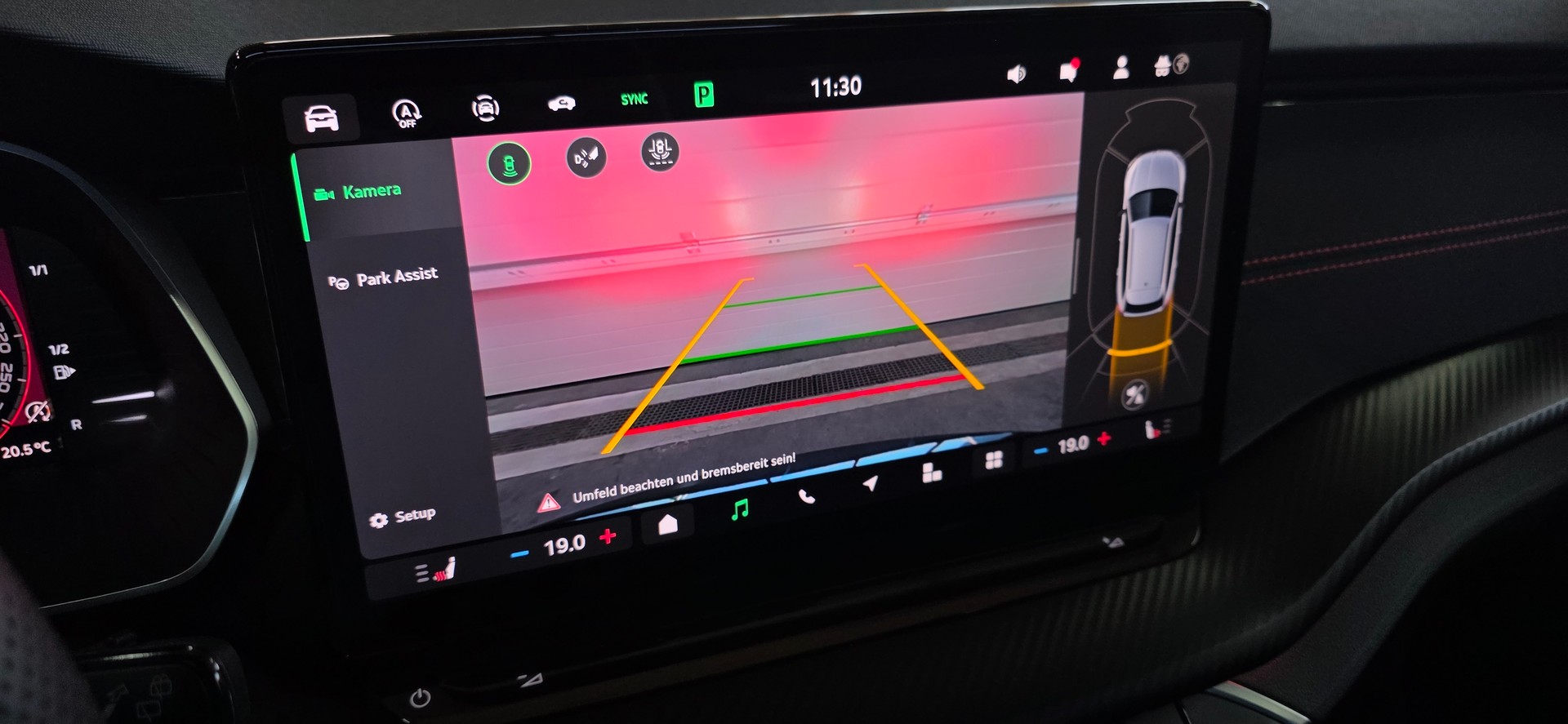 SKODA Octavia Combi 2.0 TSI DSG RS *Anhängerkupplung*Panoramadach*Spurhalte-AbstandAssisten*CarPlay/AndroidAuto*Rückfahrkamera*-image-26