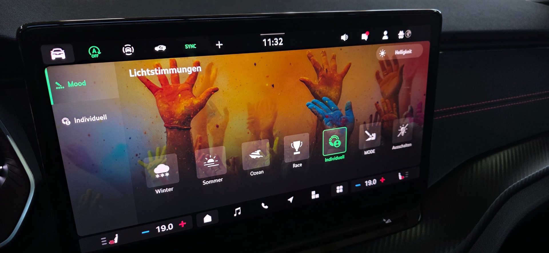 SKODA Octavia Combi 2.0 TSI DSG RS *Anhängerkupplung*Panoramadach*Spurhalte-AbstandAssisten*CarPlay/AndroidAuto*Rückfahrkamera*-image-24