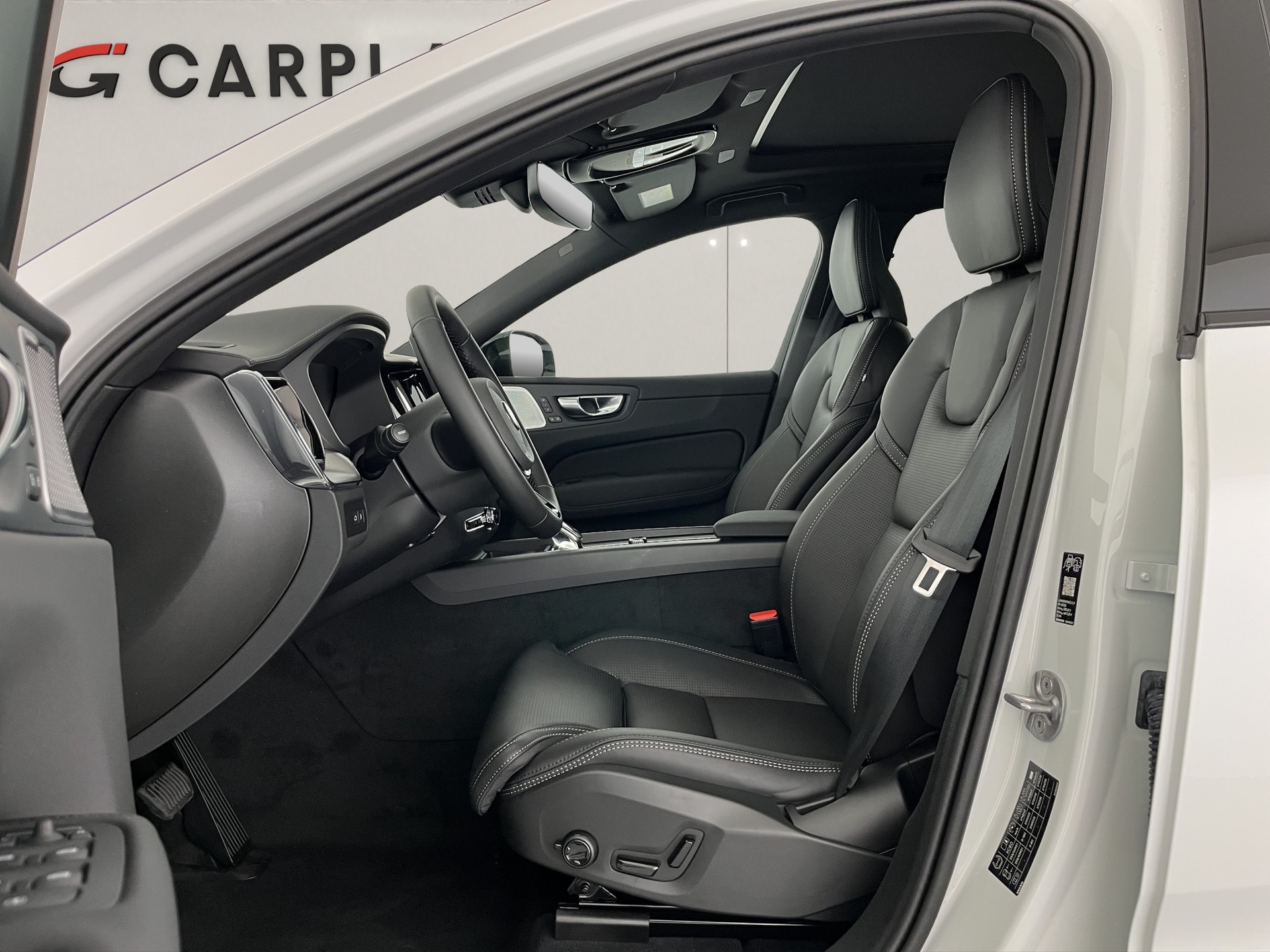VOLVO XC60 2.0 T8 TE Black Edition eAWD-image-11
