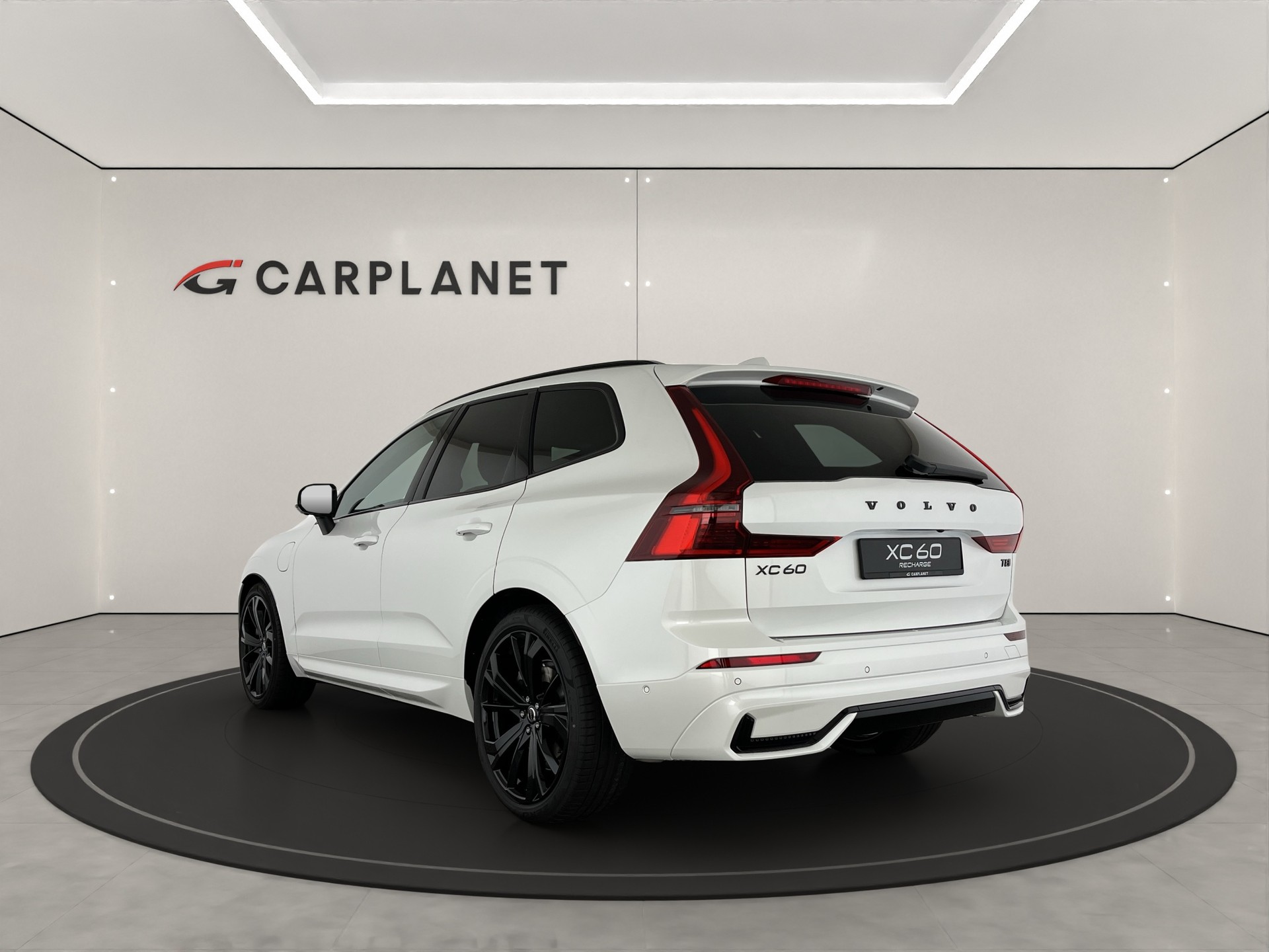 VOLVO XC60 2.0 T8 TE Black Edition eAWD-showroom-element-3