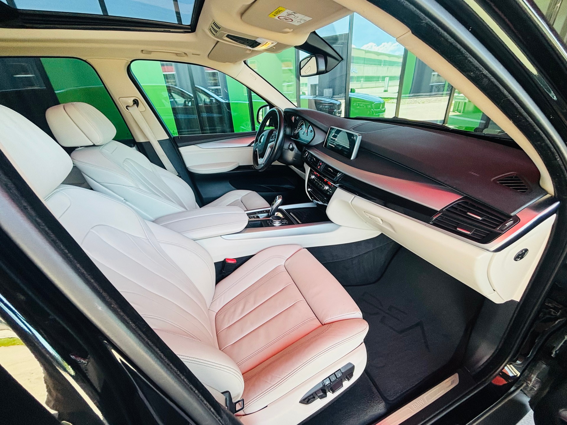 BMW X5 xDrive 25d Steptronic-image-9