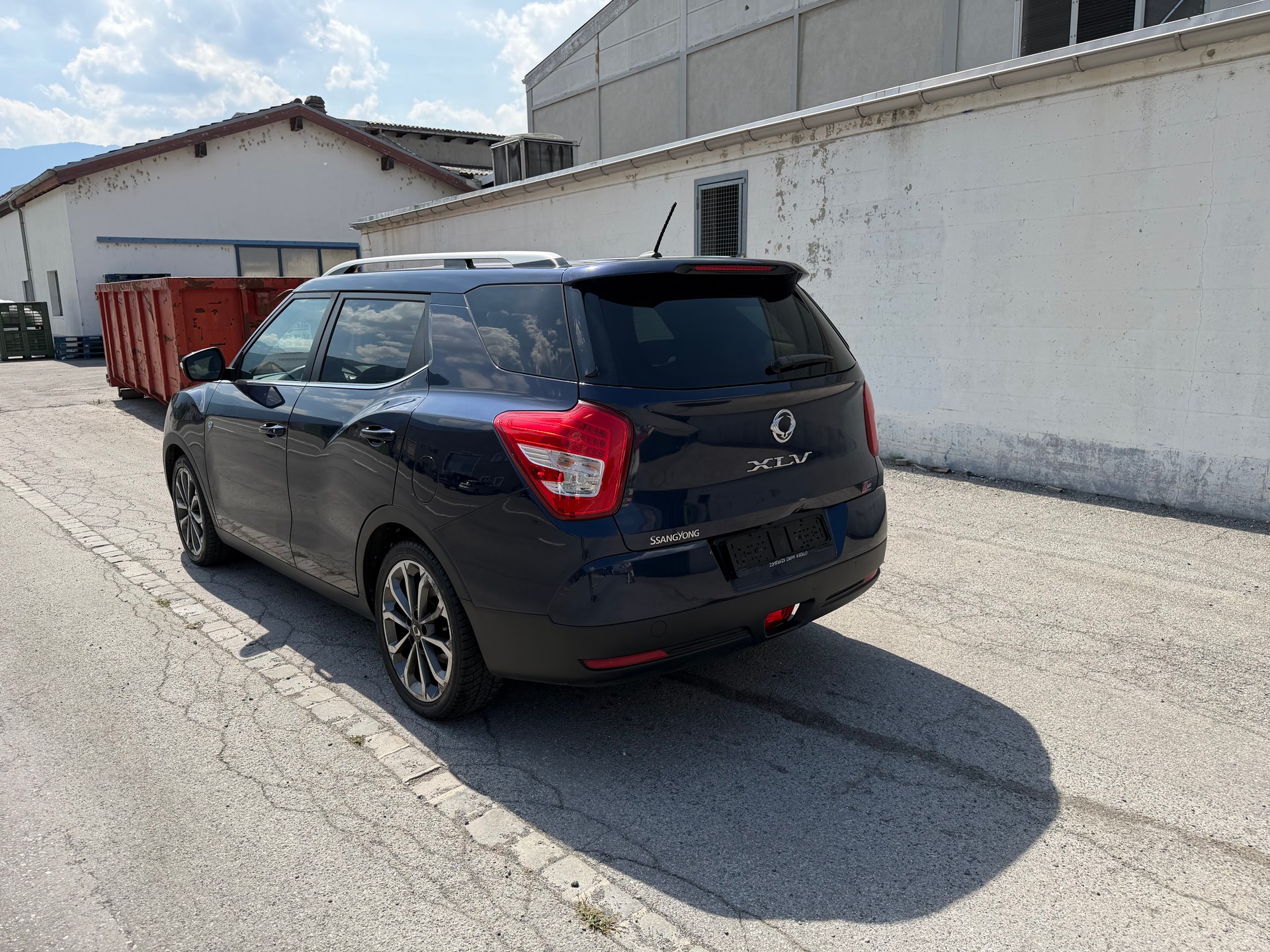 KGM-SsangYong XLV 1.6 eXDi Crystal 4WD-image-4