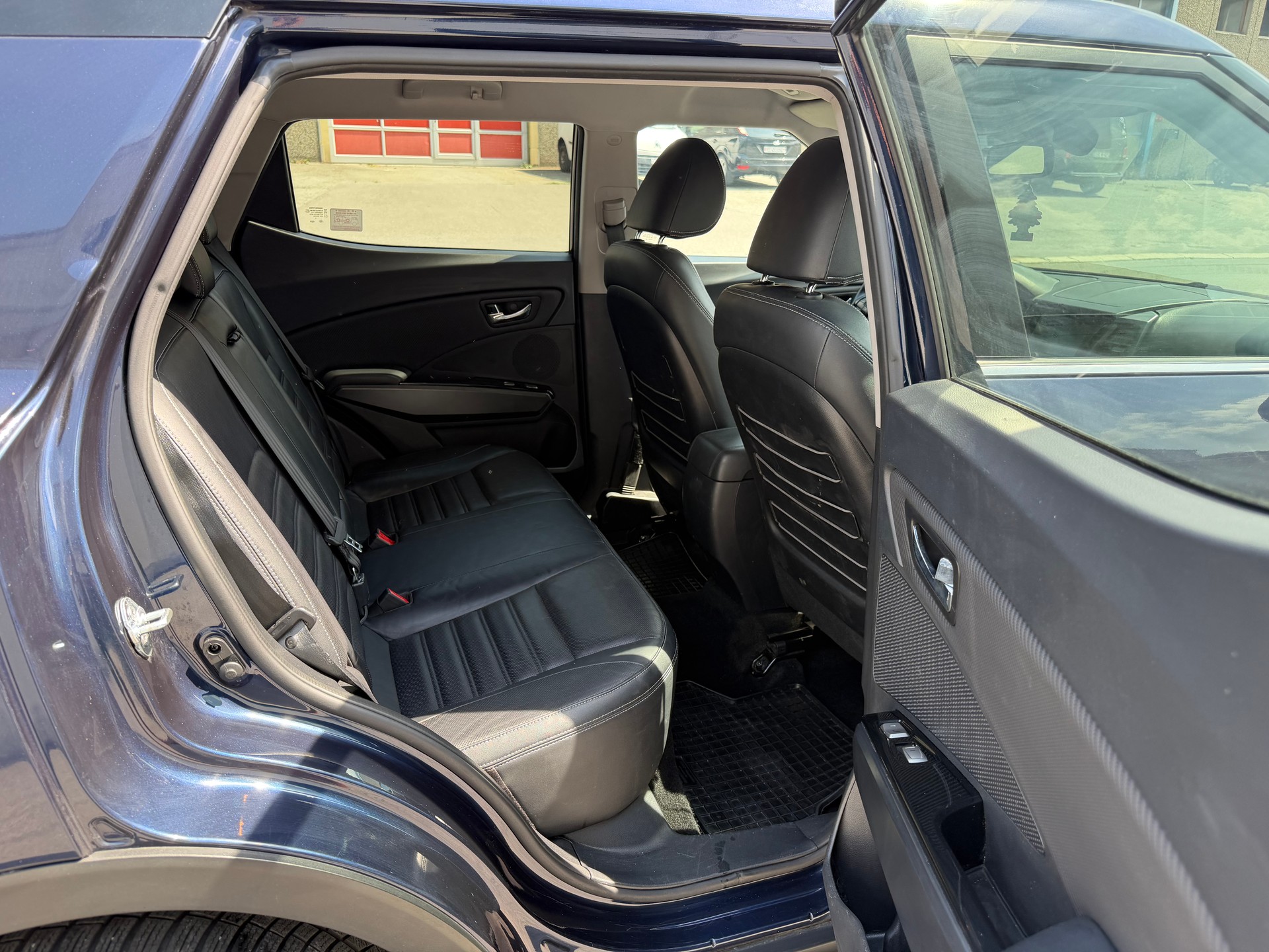KGM-SsangYong XLV 1.6 eXDi Crystal 4WD-image-7
