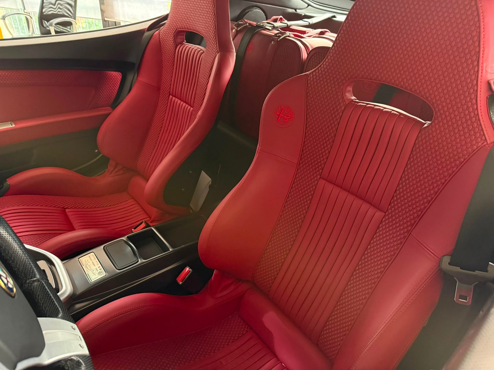 ALFA ROMEO 8C Competizione V8-image-9
