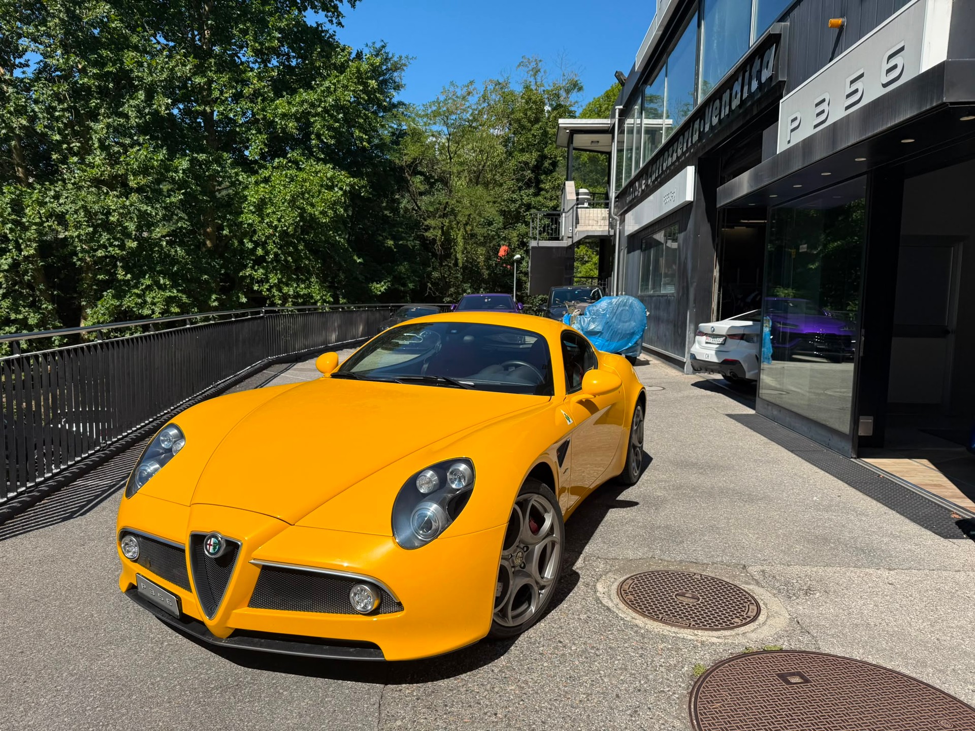 ALFA ROMEO 8C Competizione V8