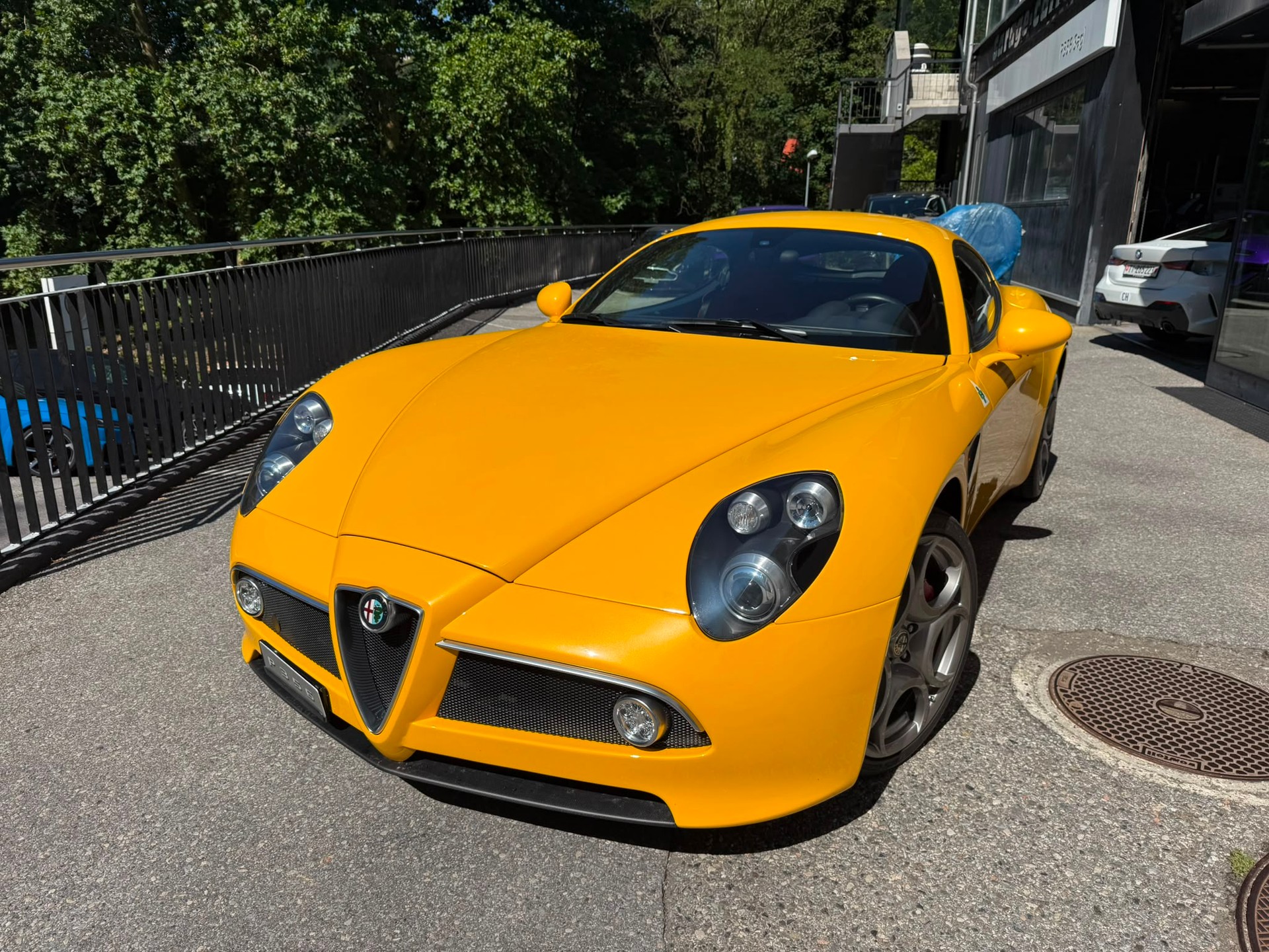 ALFA ROMEO 8C Competizione V8-image-1