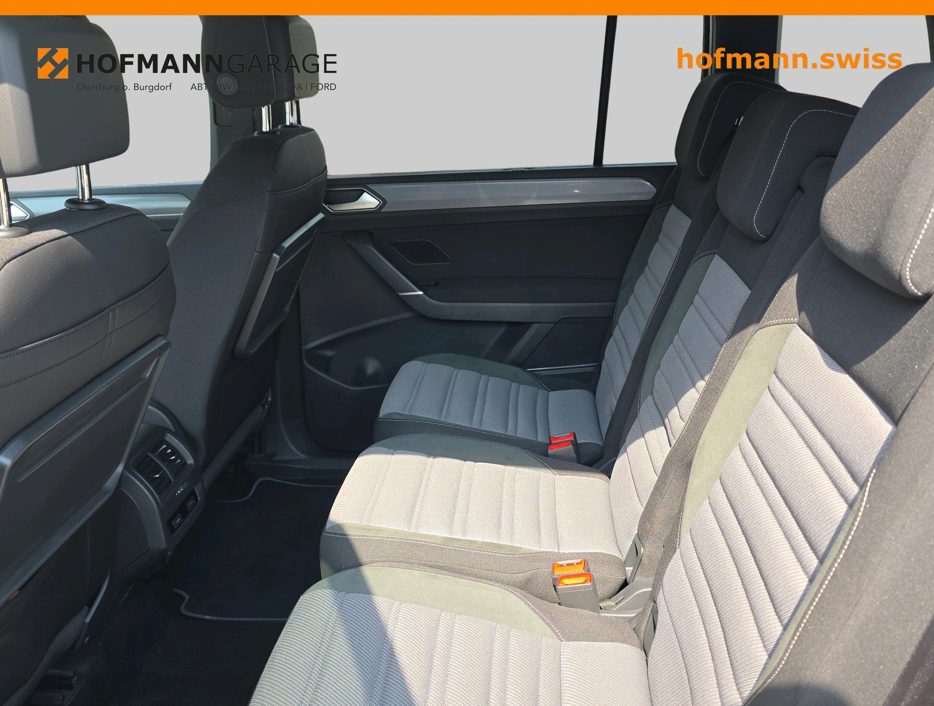 VW Touran 2.0 TDI BlueMotion Technology Highline DSG - 7-Plätzer - AHK demontierbar-image-8