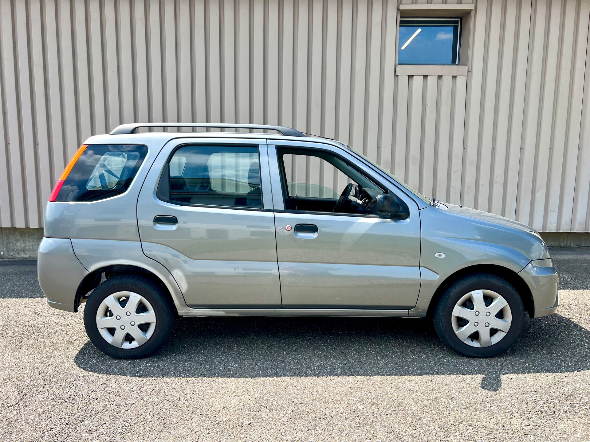 SUBARU G3X Justy 1.3 AWD 4x4 by Nutzfahrzeugcenter Seetal-image-4