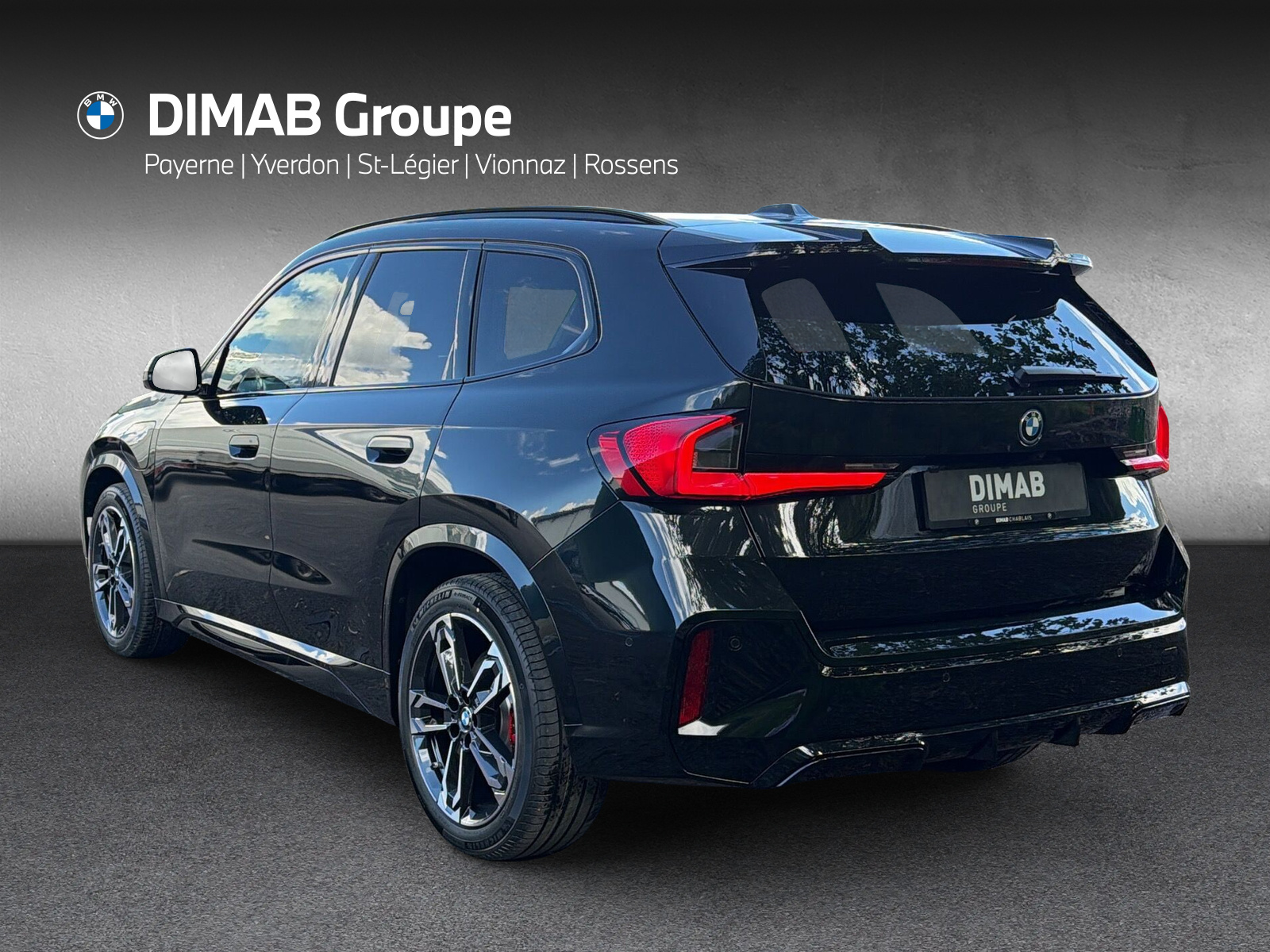 BMW X1 xDrive 30e M Sport Pro-showroom-element-2