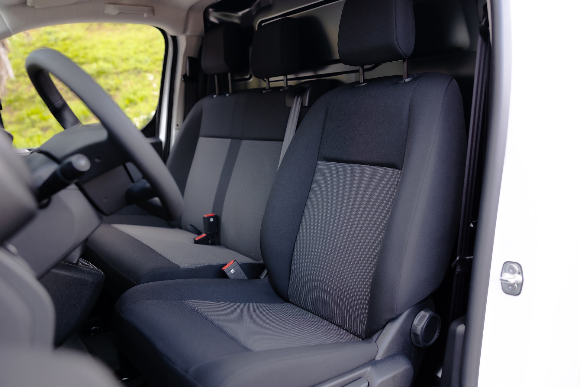CITROEN Jumpy 2.2 BlueHDi 150 XL-image-4