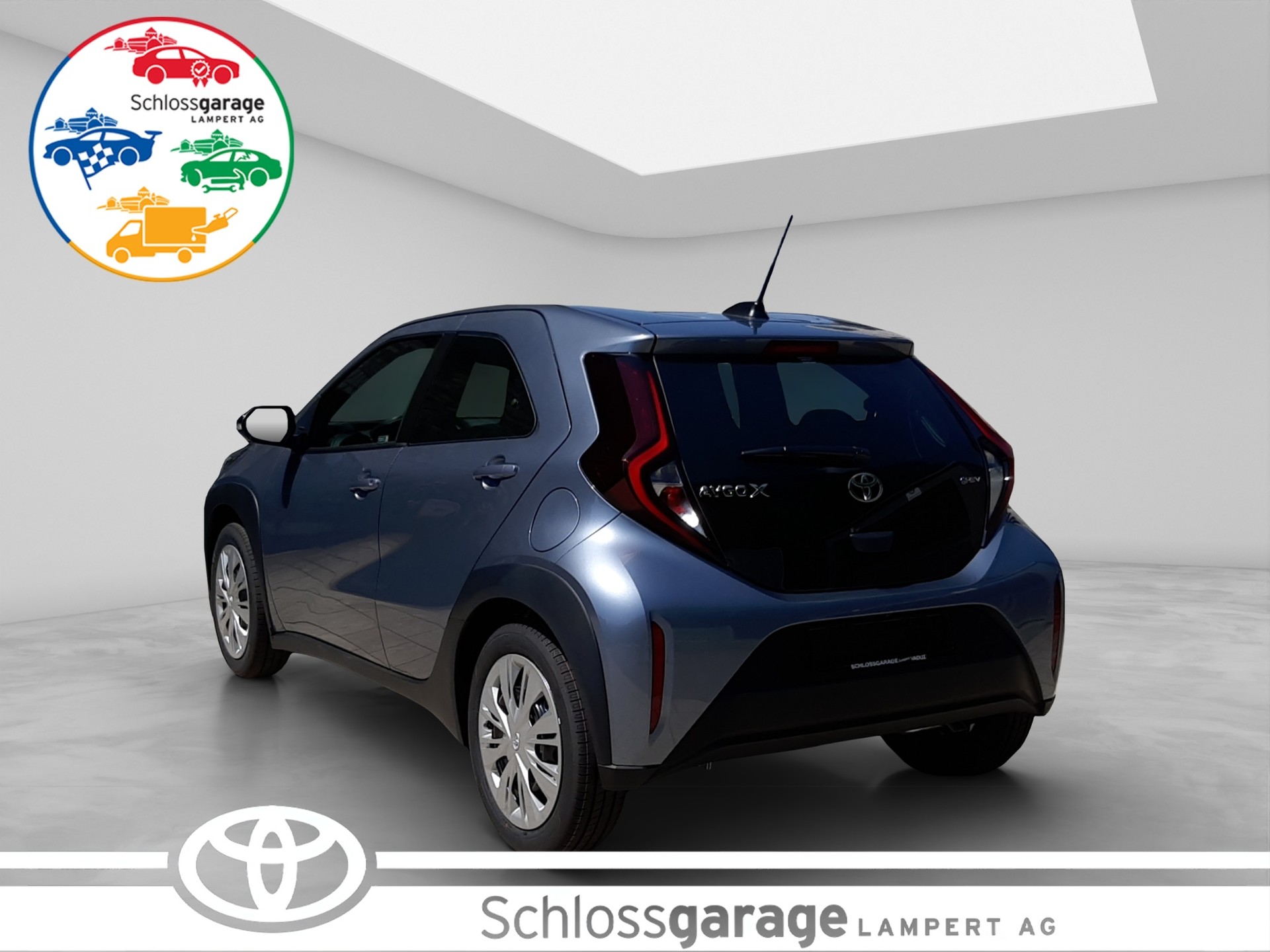 TOYOTA Aygo X 1.5 VVT-i HSD Comfort-showroom-element-3