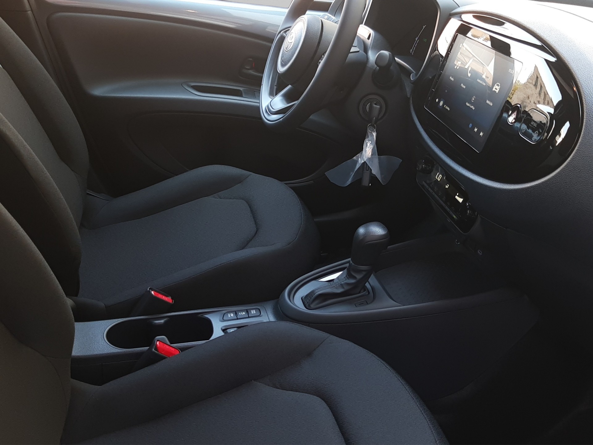 TOYOTA Aygo X 1.5 VVT-i HSD Comfort-image-15