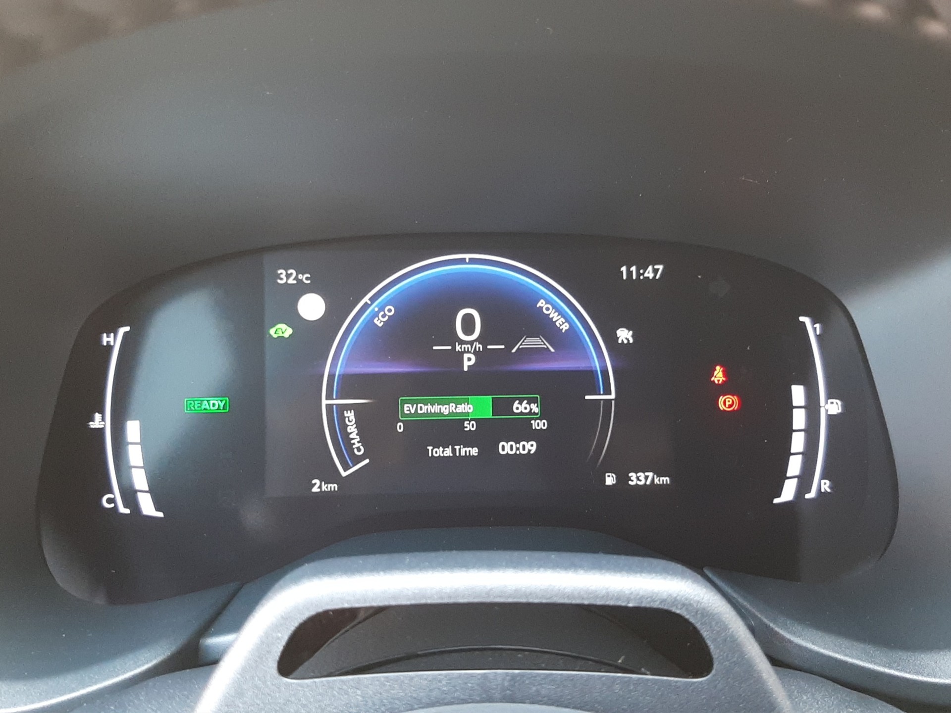 TOYOTA Aygo X 1.5 VVT-i HSD Comfort-image-9