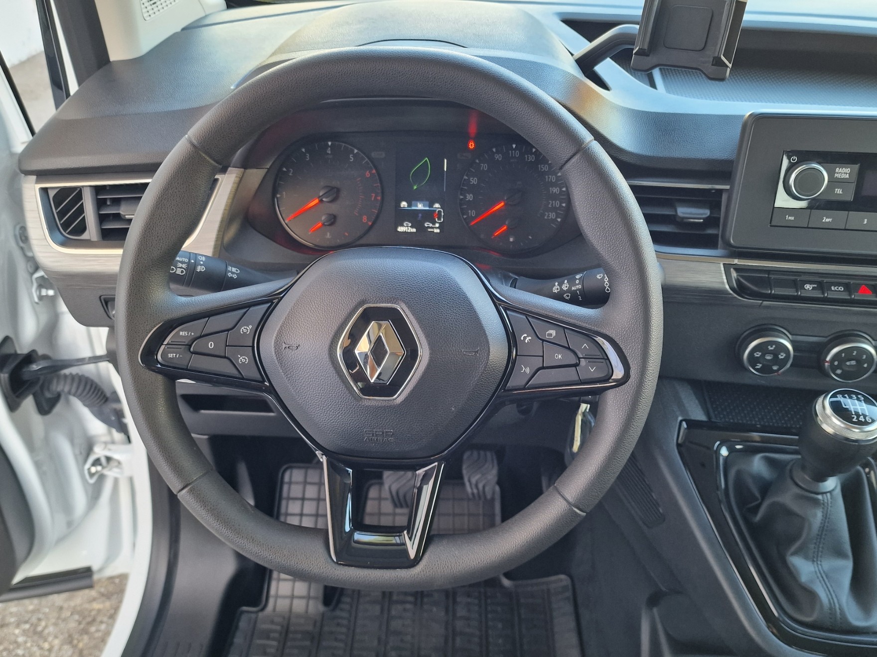 RENAULT Kangoo 1.3 TCe 100 PF Equilibre-image-10