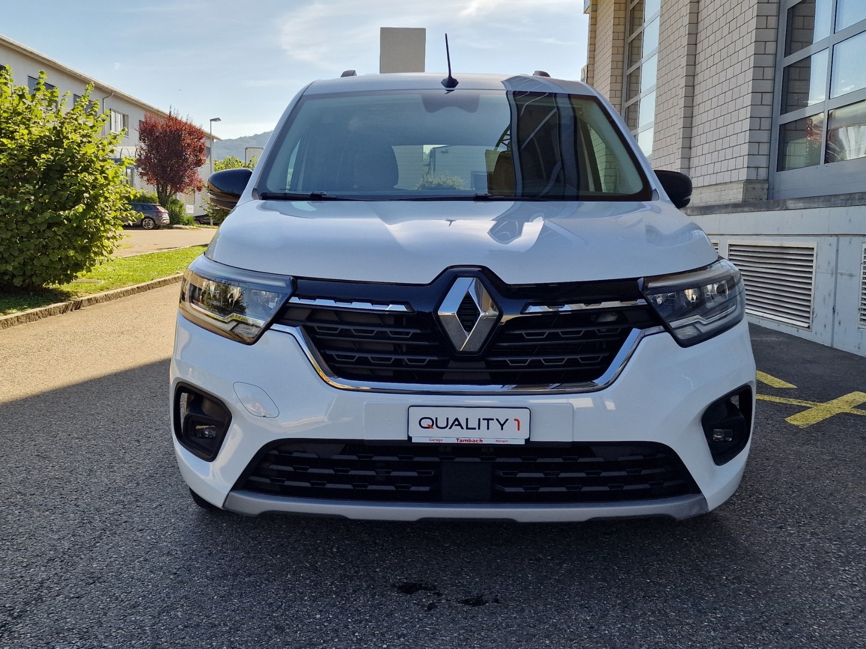 RENAULT Kangoo 1.3 TCe 100 PF Equilibre-image-2