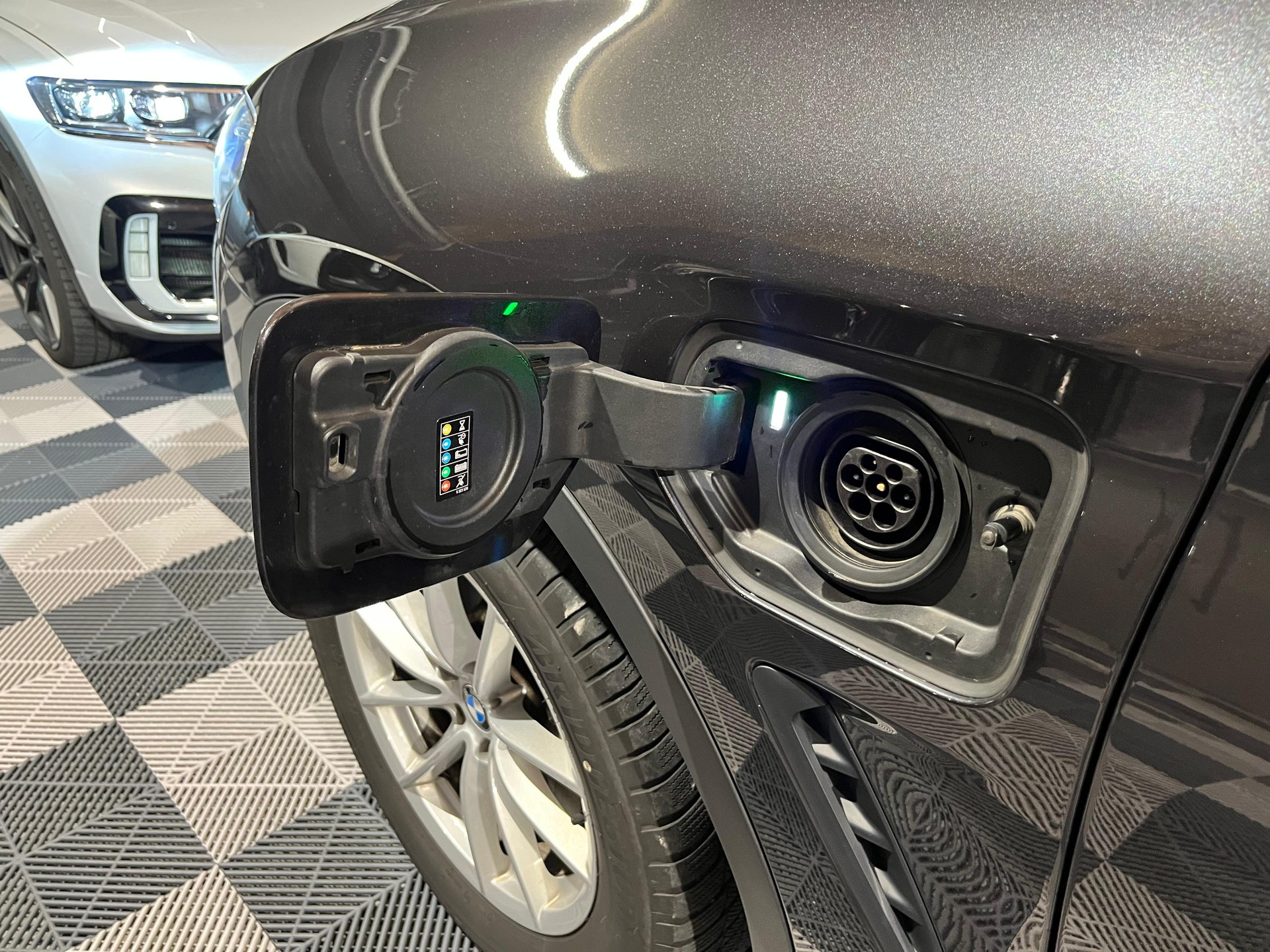 BMW X3 xDrive 30e-image-6