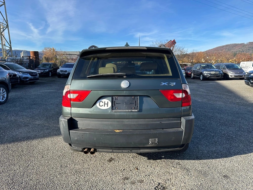 BMW X3 3.0i-image-3