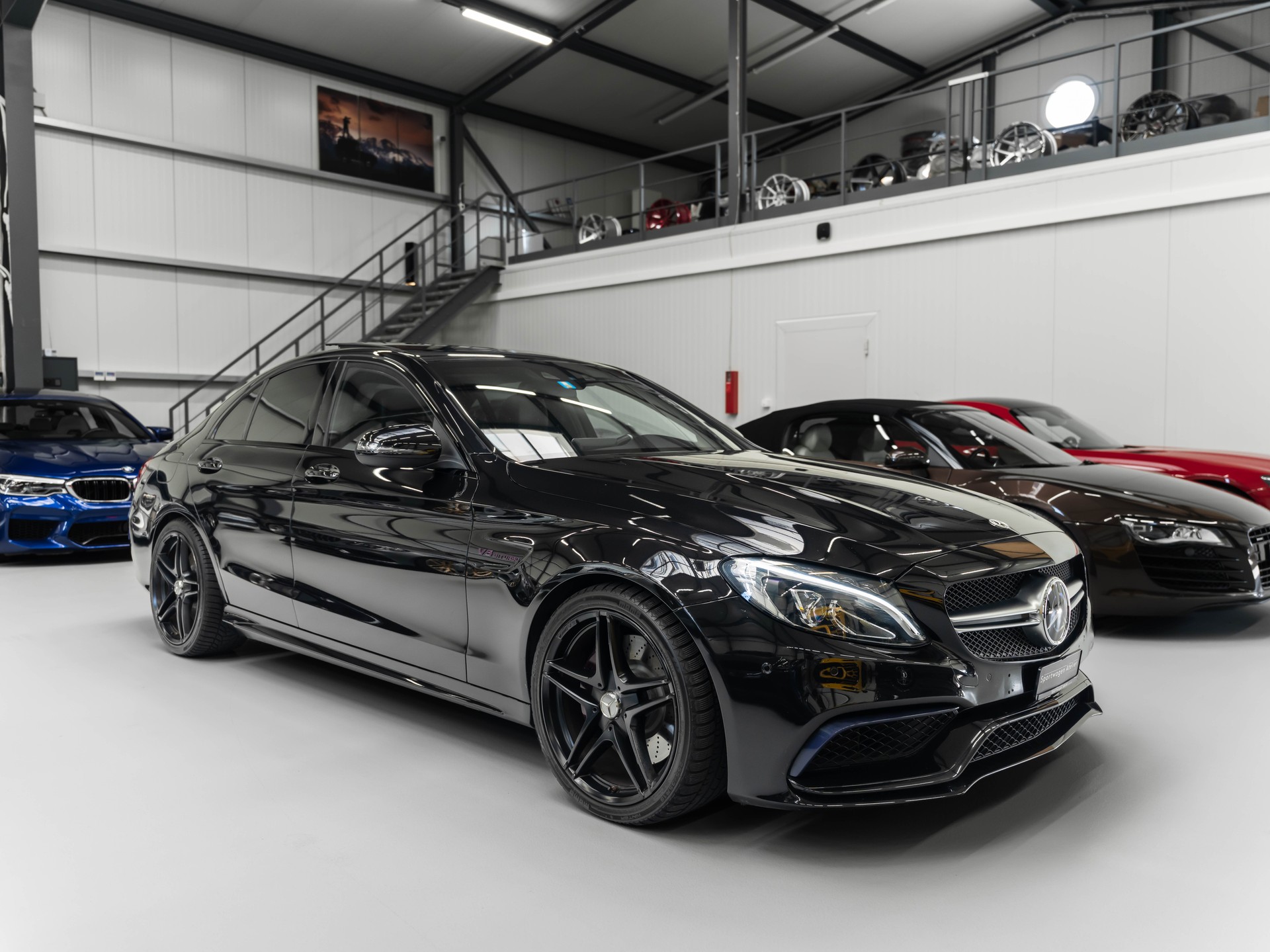 MERCEDES-BENZ C 63 AMG Speedshift-showroom-element-3
