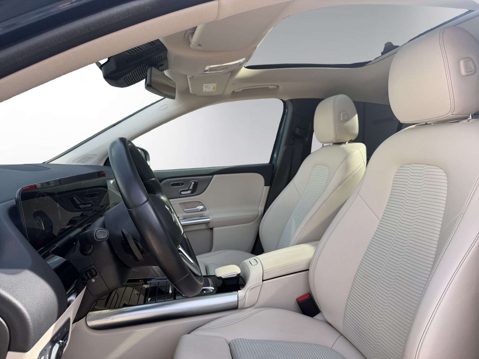 MERCEDES-BENZ GLA 250 Progressive4Matic-image-8